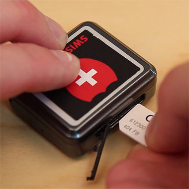 Swisstrack GPS SIM Karte in das Gerät und es kann losgehen